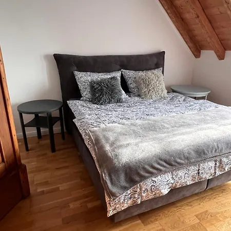 Hansnhof * Wilhelmsthal